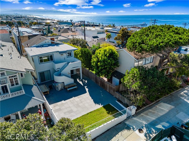 Detail Gallery Image 66 of 66 For 400 17th St, Manhattan Beach,  CA 90266 - 4 Beds | 2 Baths