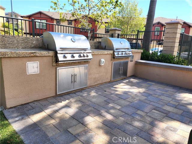 22013 Barrington Way, Saugus CA: https://media.crmls.org/medias/a97aa1df-b1c9-4bde-9ecb-e618f9867441.jpg