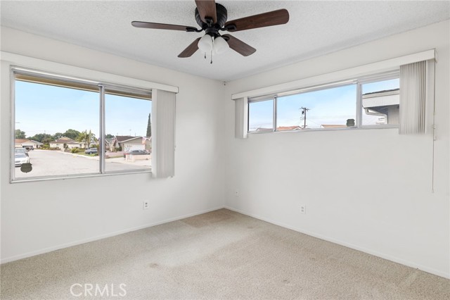 Detail Gallery Image 19 of 36 For 18002 Belshire Ave, Artesia,  CA 90701 - 3 Beds | 2 Baths