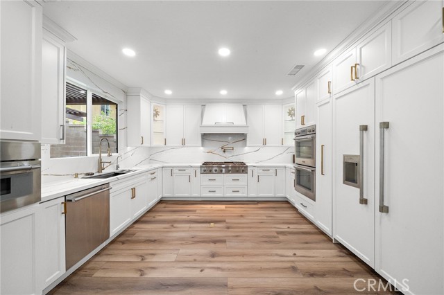2 Dos Rios, Irvine CA: https://media.crmls.org/medias/a97bc470-533b-4fe2-81a8-7de816bee348.jpg