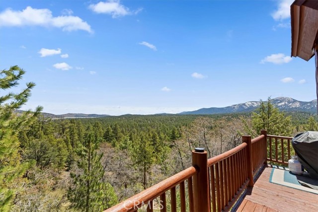 Detail Gallery Image 11 of 31 For 211 Orion Way, Big Bear Lake,  CA 92315 - 3 Beds | 2 Baths