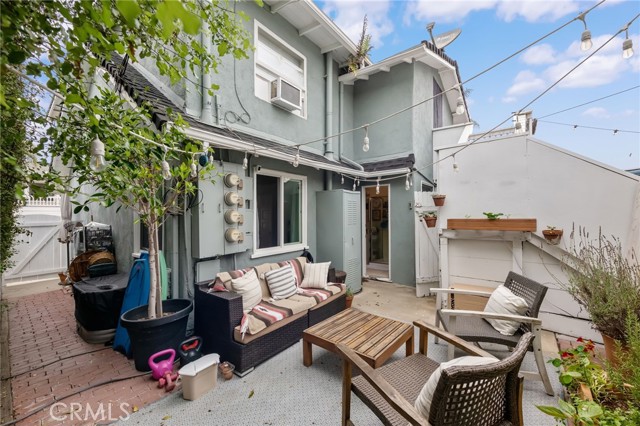 2468 Silverstrand Avenue, Hermosa Beach CA: https://media.crmls.org/medias/a97cfe98-0ea3-49ca-a5ad-20b876012d76.jpg