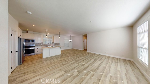 Detail Gallery Image 9 of 25 For 19350 Ward St #57,  Huntington Beach,  CA 92646 - 3 Beds | 2 Baths