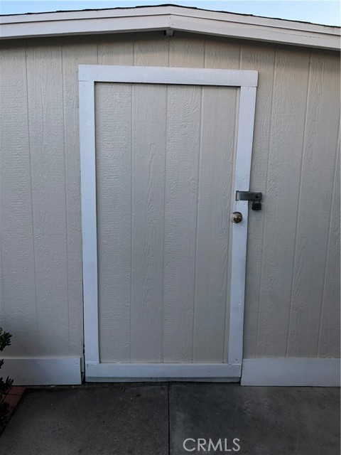 Detail Gallery Image 25 of 27 For 307 S Smith, Corona,  CA 92882 - 2 Beds | 2 Baths