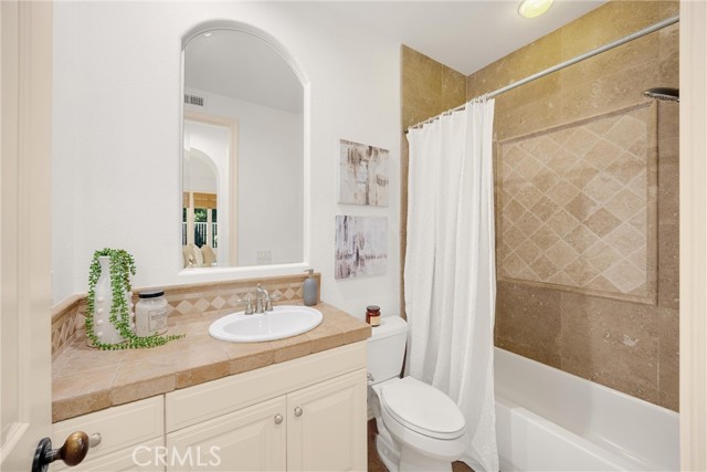 Detail Gallery Image 42 of 75 For 34 Tall Hedge, Irvine,  CA 92603 - 4 Beds | 4/1 Baths