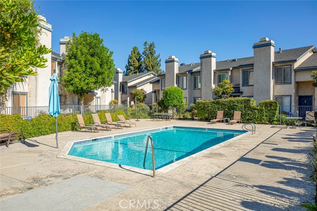 9250 Sunland Blvd #17, Sun Valley, CA 91352