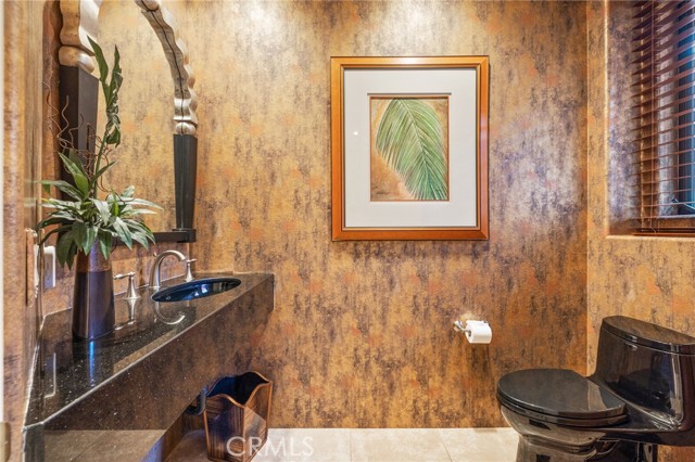 Image 32 of 49 For 50075 Camino Privado