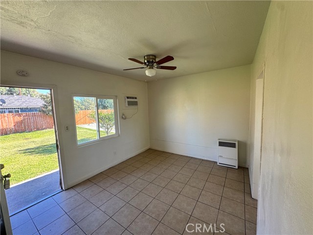 Detail Gallery Image 5 of 14 For 14880 Randall, Fontana,  CA 92335 - 1 Beds | 1 Baths
