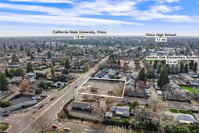 Detail Gallery Image 10 of 15 For 996 E 1st, Chico,  CA 95926 - – Beds | – Baths