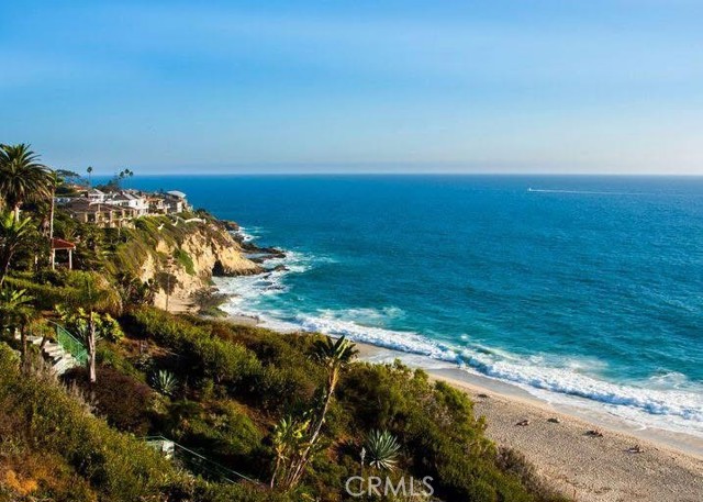 Detail Gallery Image 40 of 43 For 32061 Coast Hwy, Laguna Beach,  CA 92651 - 4 Beds | 4/2 Baths