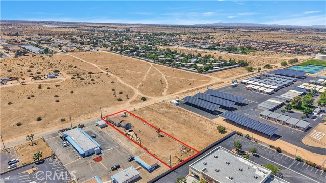 9777 Tamarisk Avenue, Hesperia, California 92345, ,Commercial Sale,For Sale,9777 Tamarisk Avenue,CRHD25111922