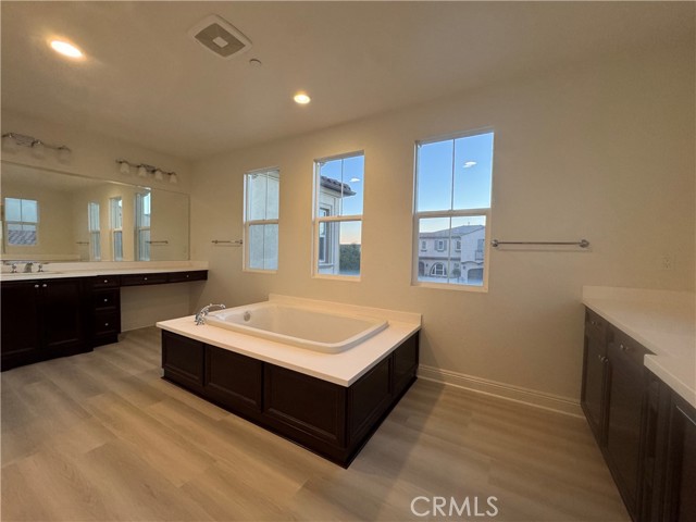 Detail Gallery Image 12 of 24 For 7514 Camino Minero, Carlsbad,  CA 92009 - 5 Beds | 4/1 Baths
