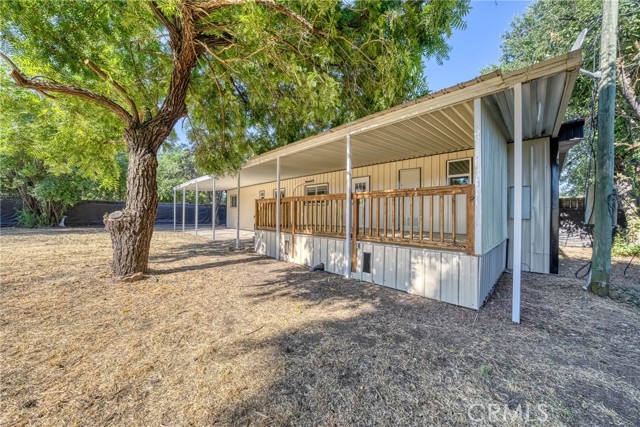 9742 Bonham Road, Lower Lake CA: https://media.crmls.org/medias/a981e8b2-3f7f-4c81-b778-39cdc059fdae.jpg