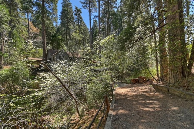 Detail Gallery Image 34 of 52 For 851 Cottage Grove, Lake Arrowhead,  CA 92352 - 2 Beds | 2 Baths