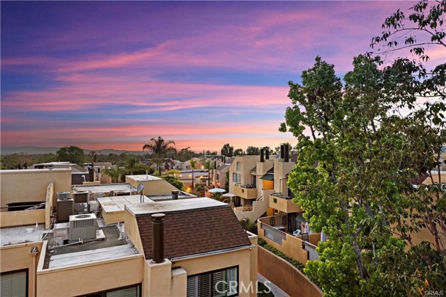 25712 Le Parc, Lake Forest CA: https://media.crmls.org/medias/a983d670-d348-4dc5-8a3b-09f9c1327e3b.jpg