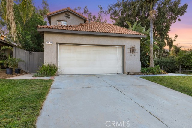 Detail Gallery Image 2 of 57 For 23627 Airosa Pl, Moreno Valley,  CA 92557 - 4 Beds | 3 Baths