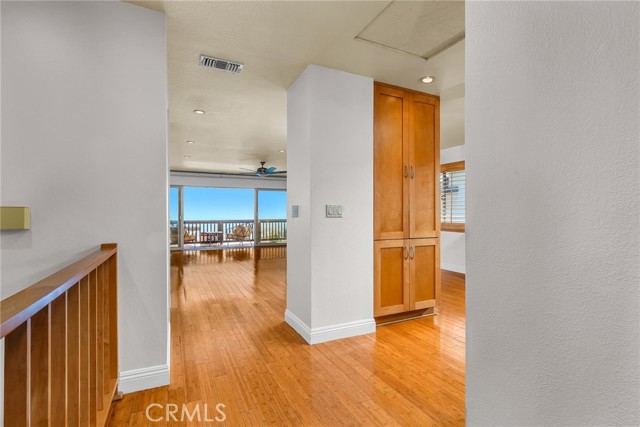 Detail Gallery Image 2 of 36 For 2906 Baywater Ave #6,  San Pedro,  CA 90731 - 3 Beds | 2/1 Baths