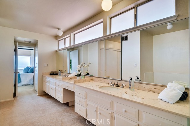 30715 Rue De La Pierre, Rancho Palos Verdes CA: https://media.crmls.org/medias/a9860010-4fcd-4687-83dd-5a39a82cc656.jpg