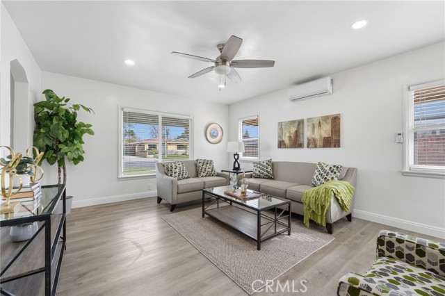 Detail Gallery Image 6 of 43 For 15307 Sylvanwood, Norwalk,  CA 90650 - 2 Beds | 1 Baths