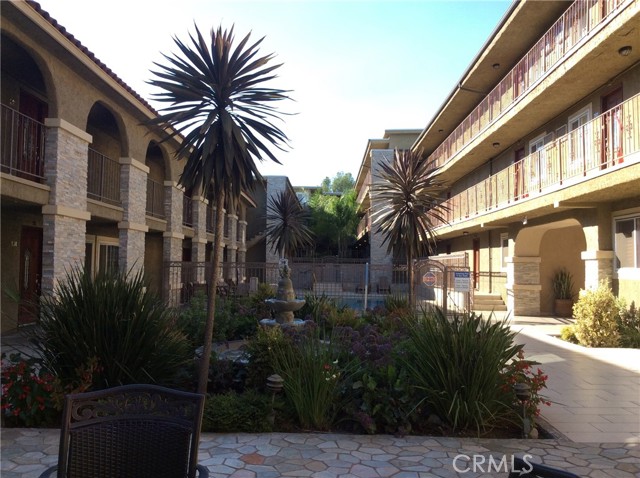Detail Gallery Image 3 of 19 For 3220 Altura Ave, La Crescenta,  CA 91214 - 1 Beds | 1 Baths