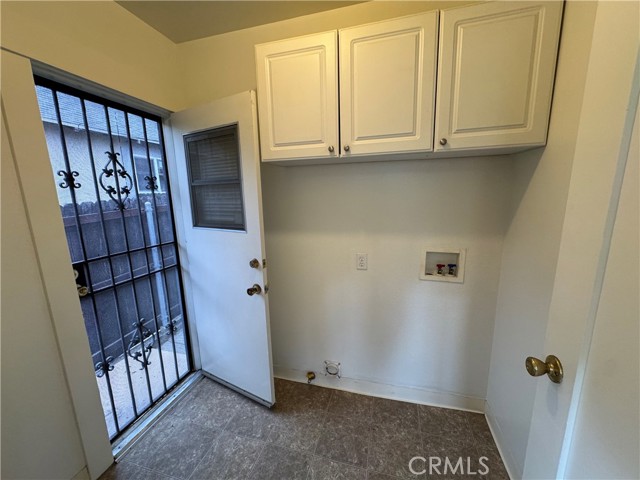 1064 W 18th Street, San Pedro CA: https://media.crmls.org/medias/a986f60f-c8f1-4d83-a100-14327405b181.jpg