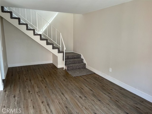 925 S Sherman Ave, Corona CA: https://media.crmls.org/medias/a9870424-1fe4-4d9b-9bd0-45ddb6e85073.jpg