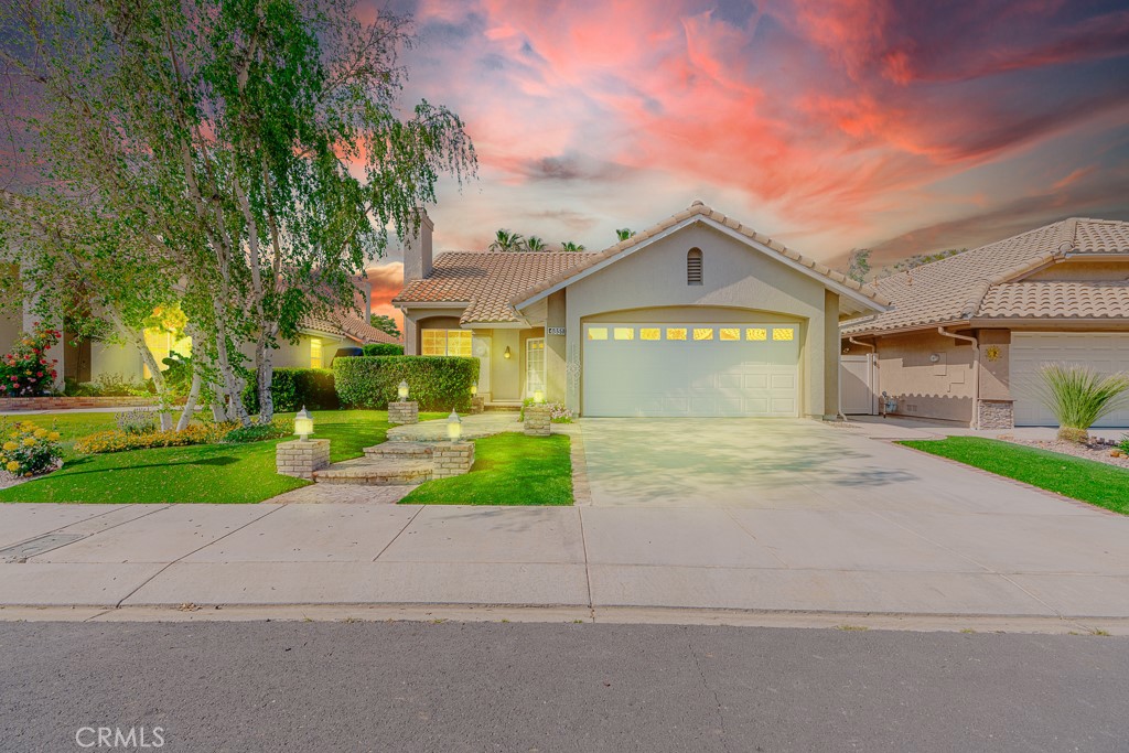 4851 Bermuda Dunes Avenue