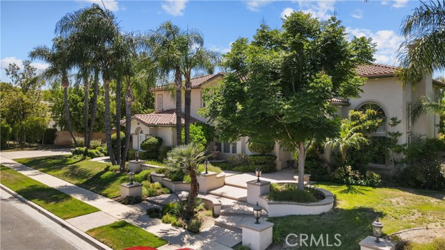 613 Noble Road photo 2