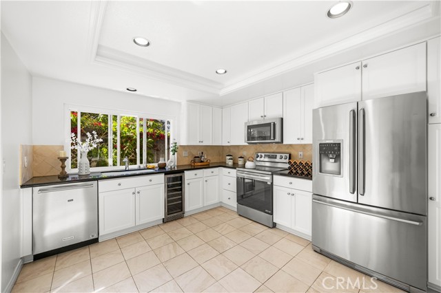 18701 Paseo Cortez, Irvine CA: https://media.crmls.org/medias/a9882bb9-c09b-430e-bf5d-8df62af75687.jpg
