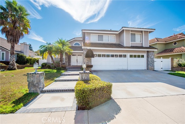 Detail Gallery Image 1 of 42 For 28010 Blackberry Way, Yorba Linda,  CA 92887 - 4 Beds | 3/1 Baths