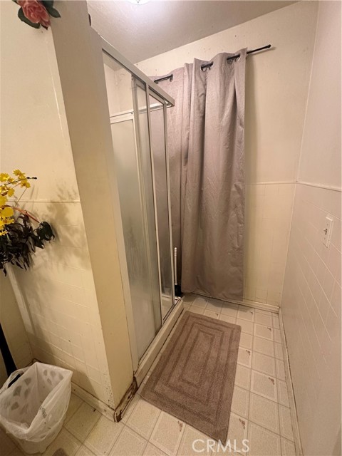 Detail Gallery Image 21 of 35 For 6540 Enos, Bakersfield,  CA 93314 - 5 Beds | 2 Baths