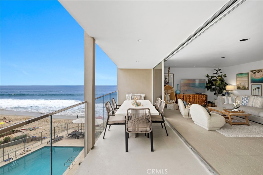 1585 S Coast #32