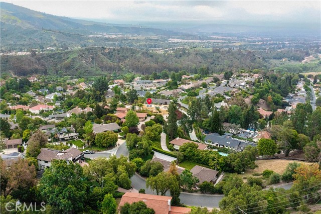 10272 Overhill Drive, North Tustin CA: https://media.crmls.org/medias/a98b475e-d5b6-432c-826e-b14a6931529a.jpg