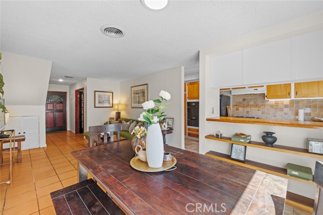 8098 Santa Inez Drive, Buena Park CA: https://media.crmls.org/medias/a98b6e57-0c15-4356-bab6-6a30be933ed7.jpg