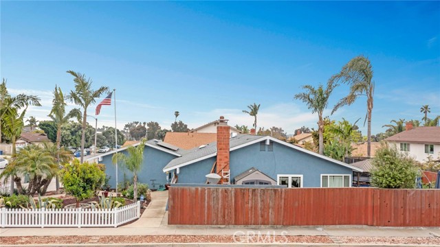 Detail Gallery Image 6 of 45 For 2423 Waxwing Ave, Ventura,  CA 93003 - 4 Beds | 2 Baths