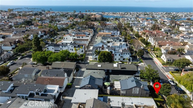 604 Begonia Avenue, Corona del Mar CA: https://media.crmls.org/medias/a98c464b-dabf-45a7-b284-11fb16938183.jpg