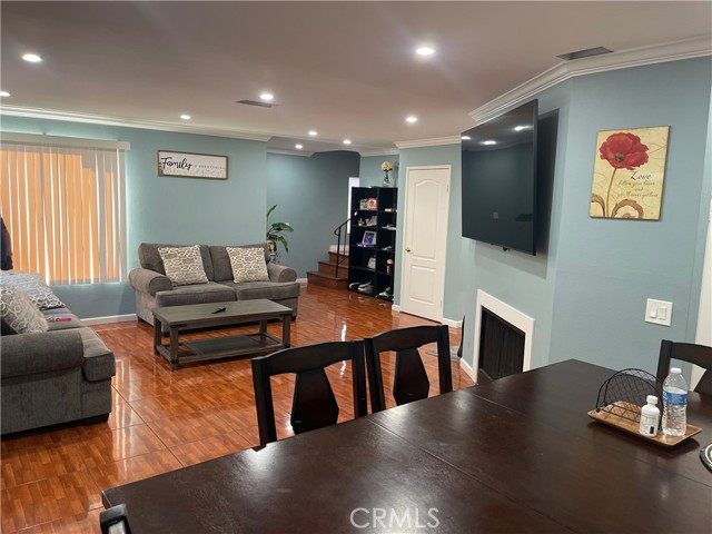 9386 Mesa Verde Drive, Montclair CA: https://media.crmls.org/medias/a98ce226-ca86-4ff0-87bb-02e7e38f62cb.jpg