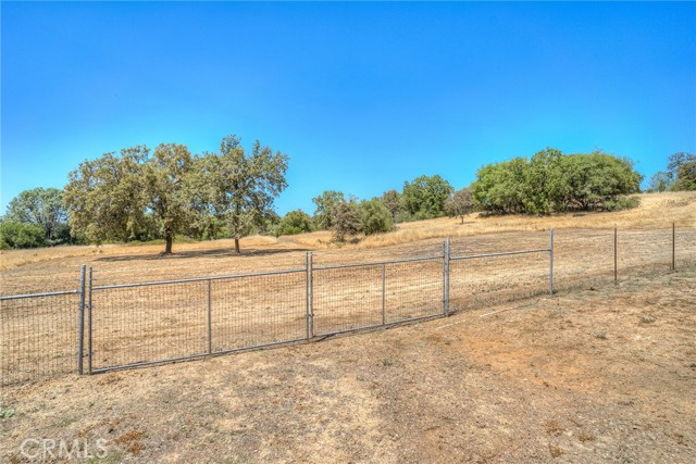 6060 Miners Ranch Road, Oroville CA: https://media.crmls.org/medias/a98cff57-44c1-4caf-bbc5-5bef6a8cf5de.jpg