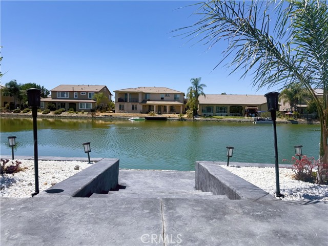 14680 Spanish Bay Way, Chowchilla CA: https://media.crmls.org/medias/a98df032-e8ed-4455-89f5-3e78bffbe881.jpg