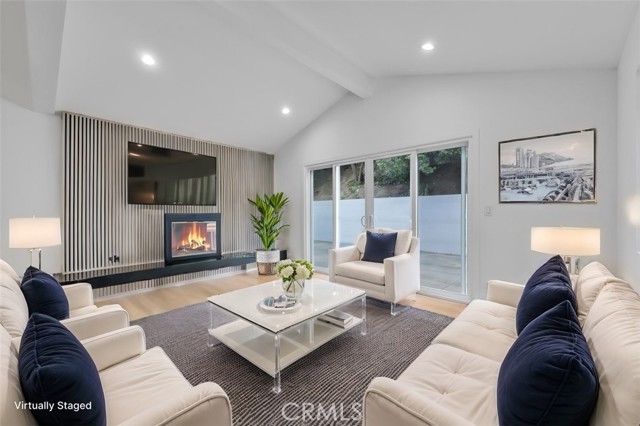 2975 Riverside Drive, Chino CA: https://media.crmls.org/medias/a98e1c26-7136-4ce0-9d8b-b686966207bc.jpg
