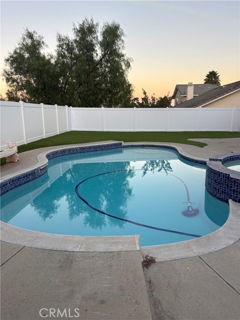 Detail Gallery Image 39 of 40 For 1477 Floral Park, Corona,  CA 92881 - 4 Beds | 3 Baths