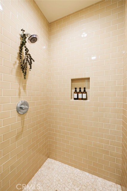 Image 33 of 57 For 41260 De Anna Ranch Road