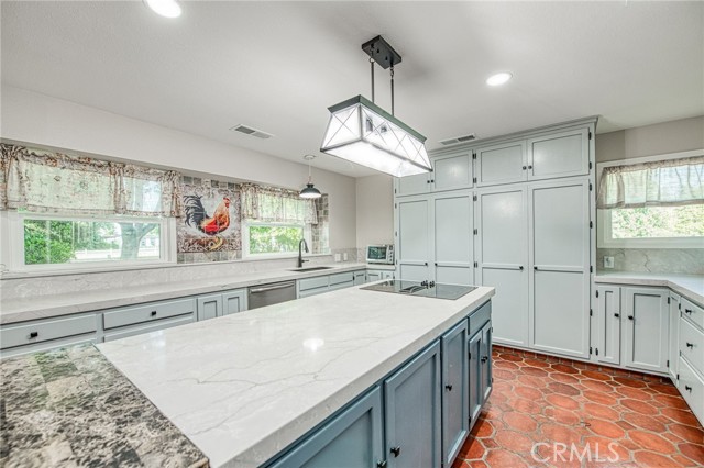 Detail Gallery Image 5 of 70 For 3389 E Olive, Merced,  CA 95340 - 3 Beds | 2 Baths