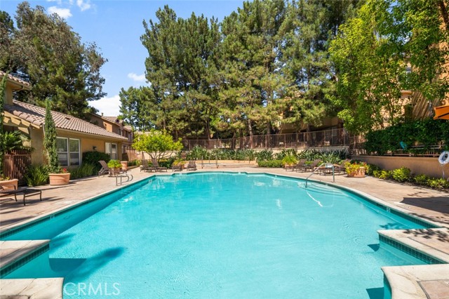 Detail Gallery Image 31 of 40 For 19431 Rue De Valore 33h,  Lake Forest,  CA 92610 - 2 Beds | 2 Baths