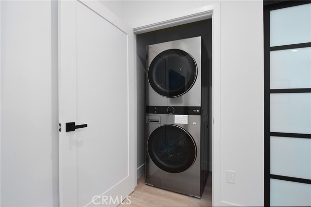 Detail Gallery Image 49 of 65 For 22284 Avenue San Luis, Woodland Hills,  CA 91364 - 6 Beds | 5/1 Baths