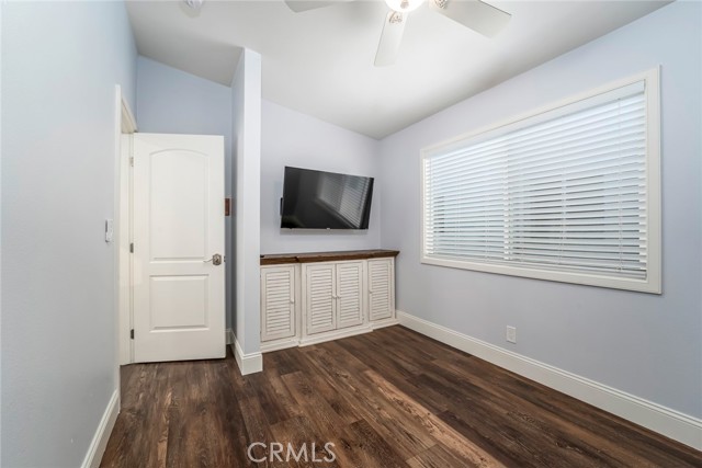 Detail Gallery Image 14 of 20 For 121 25th, Newport Beach,  CA 92663 - 3 Beds | 2 Baths