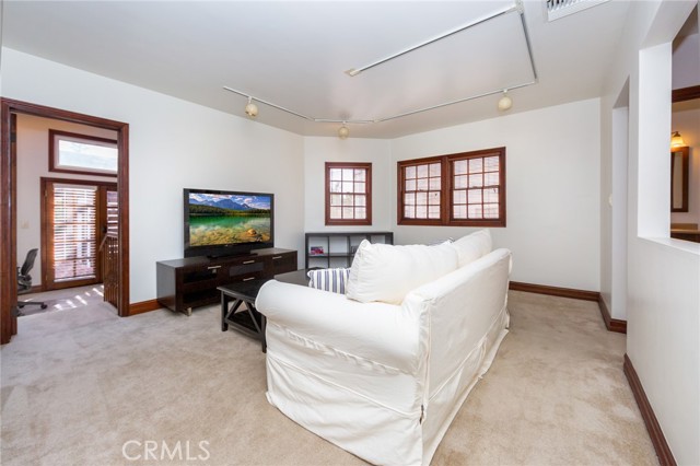 Detail Gallery Image 21 of 30 For 1426 Thompson Ave, Glendale,  CA 91201 - 2 Beds | 2/1 Baths