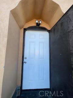 https://media.crmls.org/medias/a9939dfe-90c9-40b2-9ad7-8e7847ce33f8.jpg?preset=X-Large