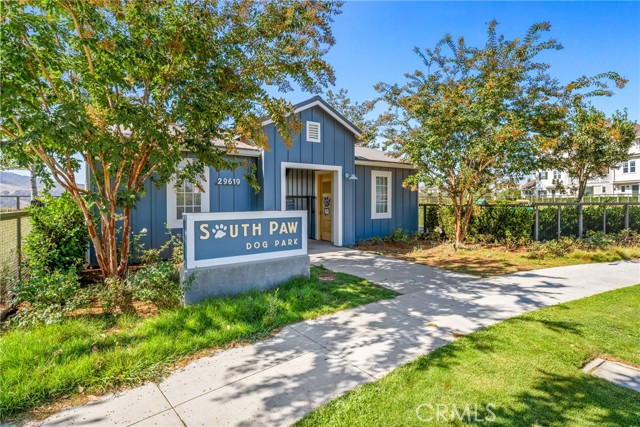 111 Juniper Drive, Rancho Mission Viejo CA: https://media.crmls.org/medias/a993bdd5-8bef-450e-8c2c-08060734aab4.jpg