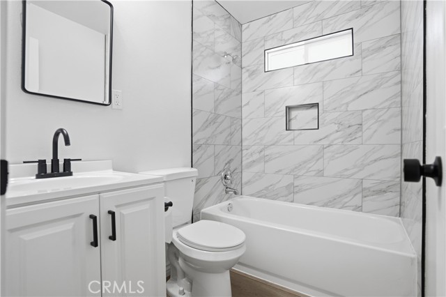 Detail Gallery Image 18 of 39 For 1381 E 5th, Ontario,  CA 91764 - 4 Beds | 1/1 Baths